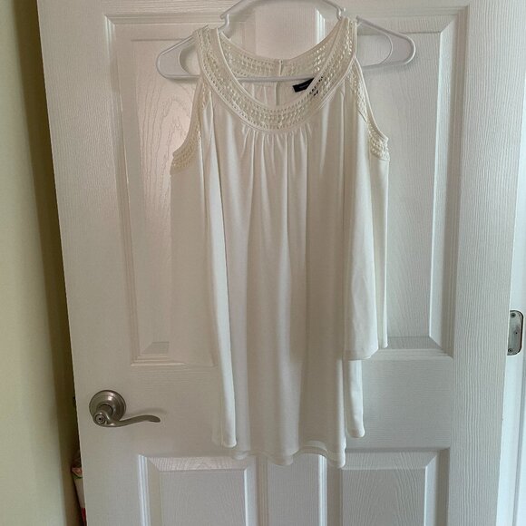 Tommy Hilfiger Cold Shoulder Blouse | Size Large | White - Picture 1 of 4